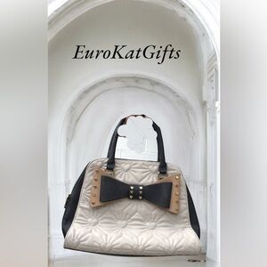 Betsey Johnson CUTE Bow Heart Flower Quilted Handbag Black White like New